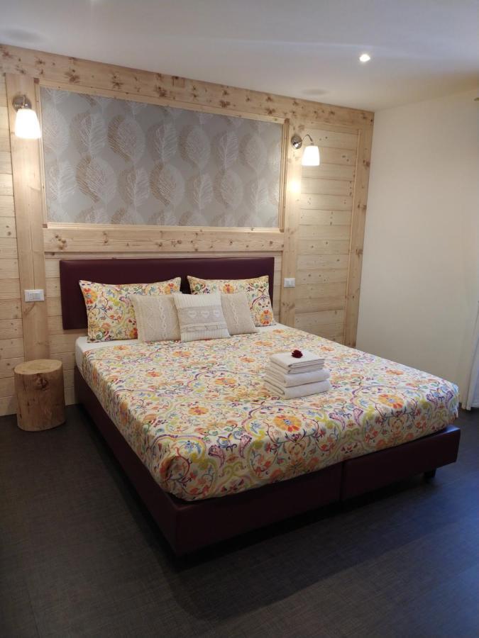 Ledro Lake Suite "Pur" Mezzolago Extérieur photo